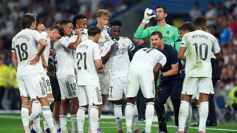 Masalah Lini Pertahanan Real Madrid Jadi Isu Serius Musim Ini